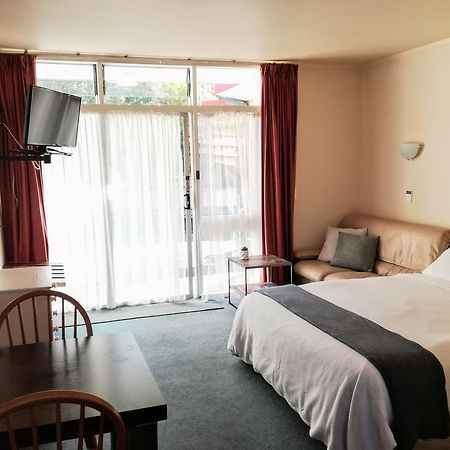 Dilworth Motel Окленд Екстер'єр фото