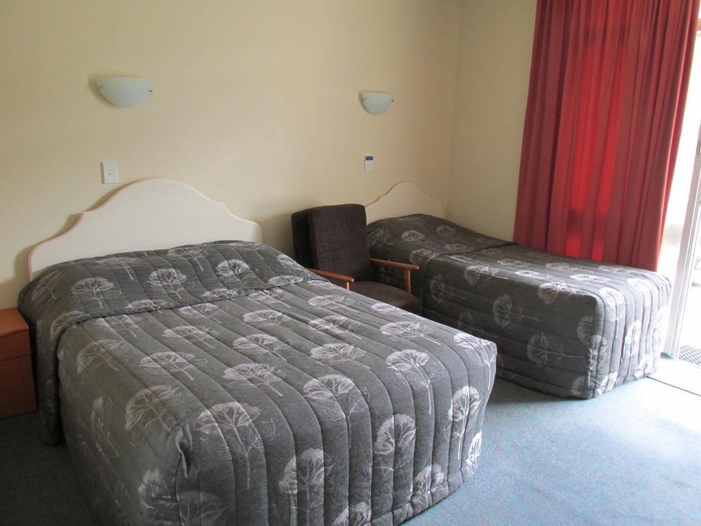 Dilworth Motel Окленд Екстер'єр фото